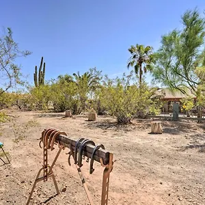 Dreamy Desert With Deck And Pool Access! Apartment